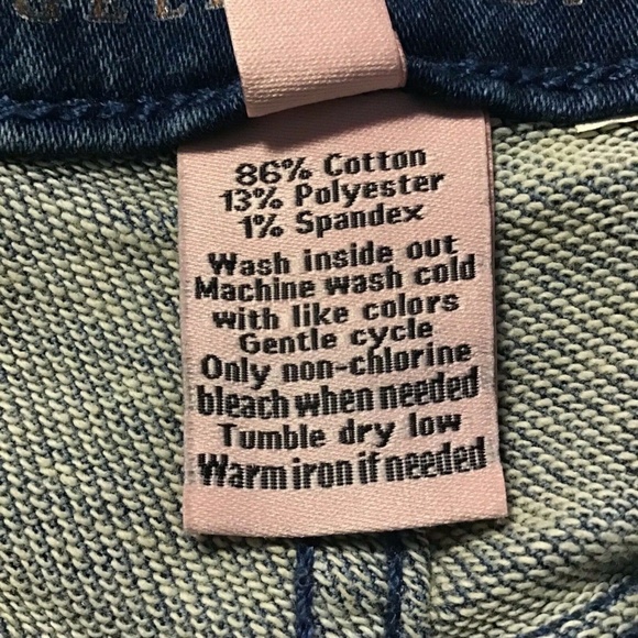 🦋Juicy Couture Bermuda Stretchy Low Rise Shorts 0 - Picture 8 of 8